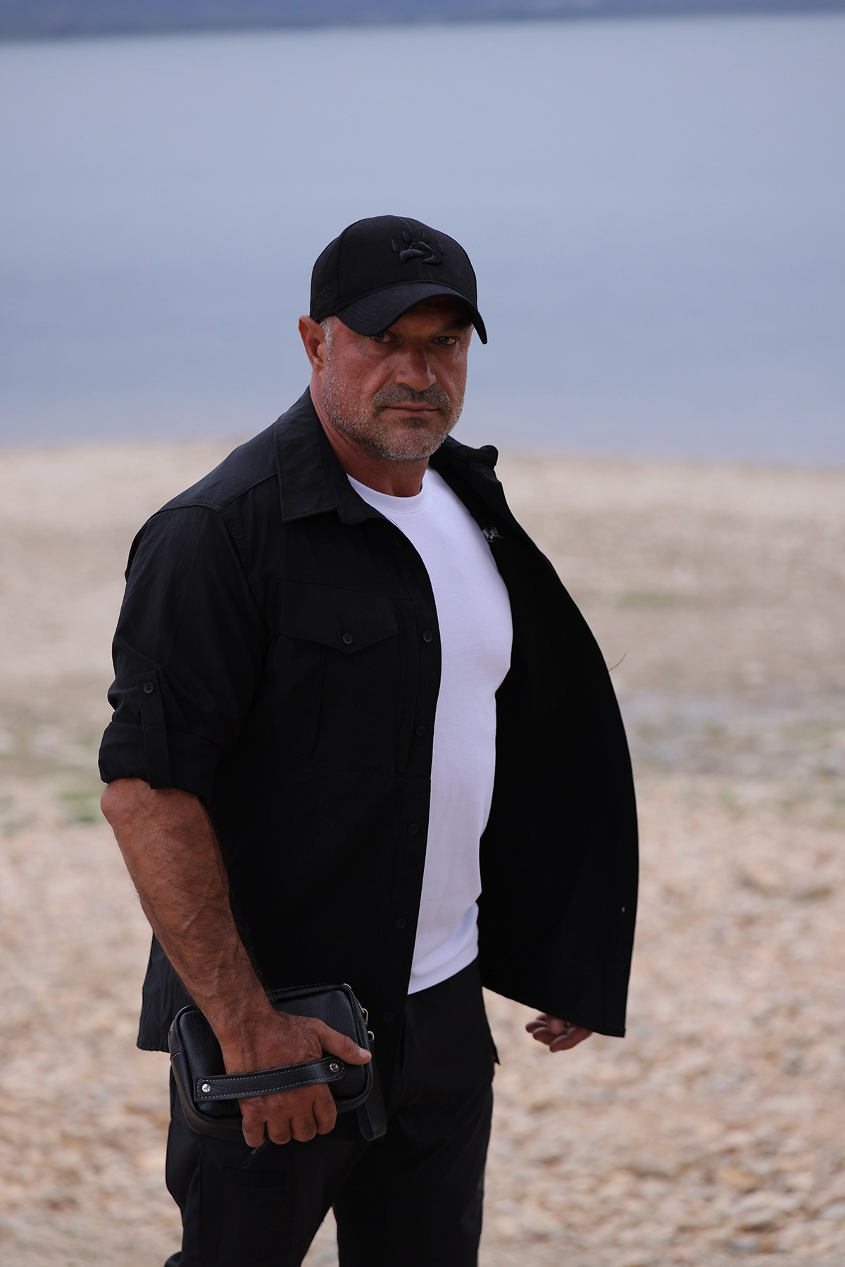 BLACK BEARS PERFORMANS OUTDOOR GÖMLEK