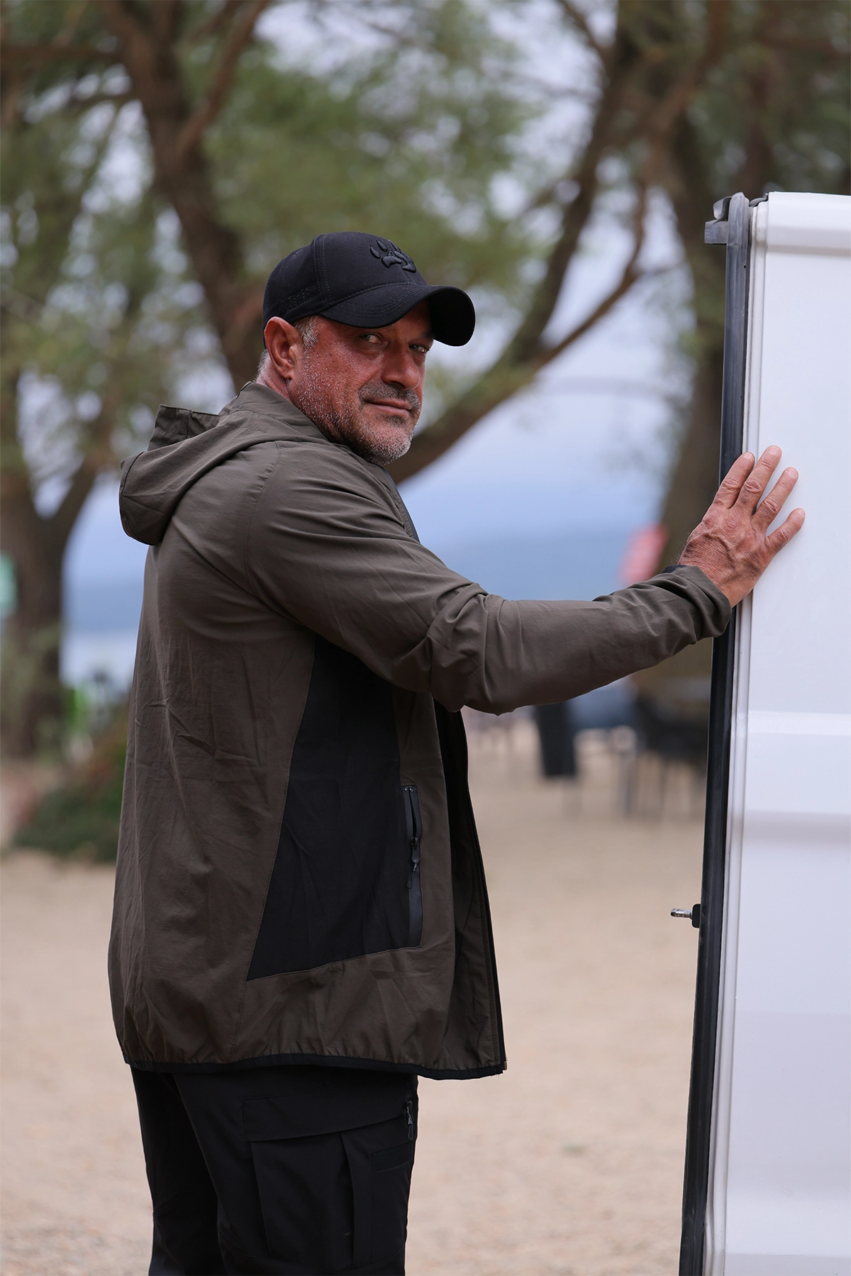 Black Bears Hybrid Outdoor Rüzgarlık