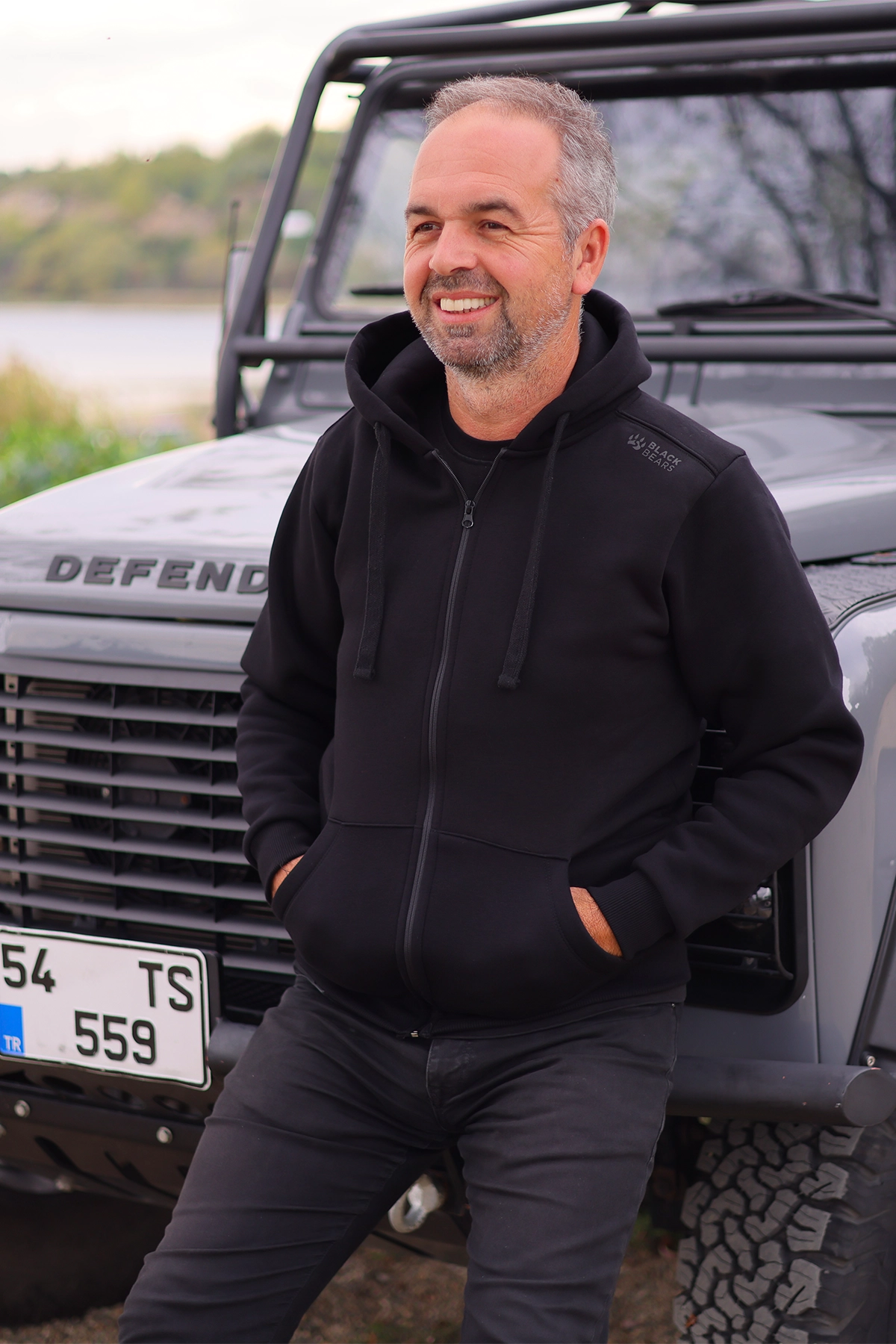 Black Bears Premium Fermuarlı Hoodie – 320 GSM Şardonlu